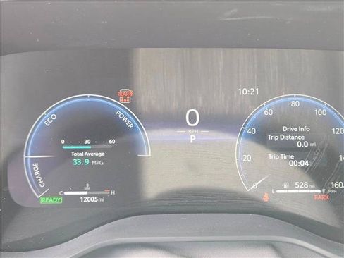 Used 2025 Toyota Sienna Platinum AWD/4WD image 11