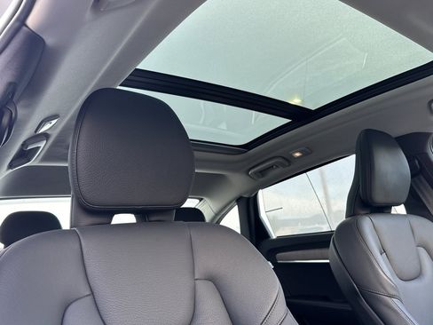 Certified 2025 Volvo S90 B6 Plus w/ Protection Package Premier image 19