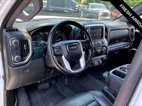 Used 2020 GMC Sierra 1500 SLT w/ X31 Off-Road Package AWD/4WD image 5