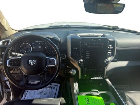 Used 2021 RAM 1500 Laramie AWD/4WD image 2