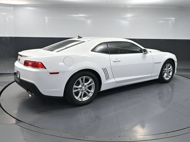 Used 2014 Chevrolet Camaro LS RWD image 4