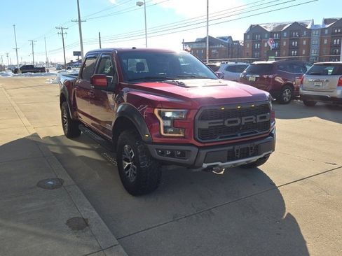 Used 2017 Ford F150 Raptor w/ Equipment Group 802A Luxury image 34