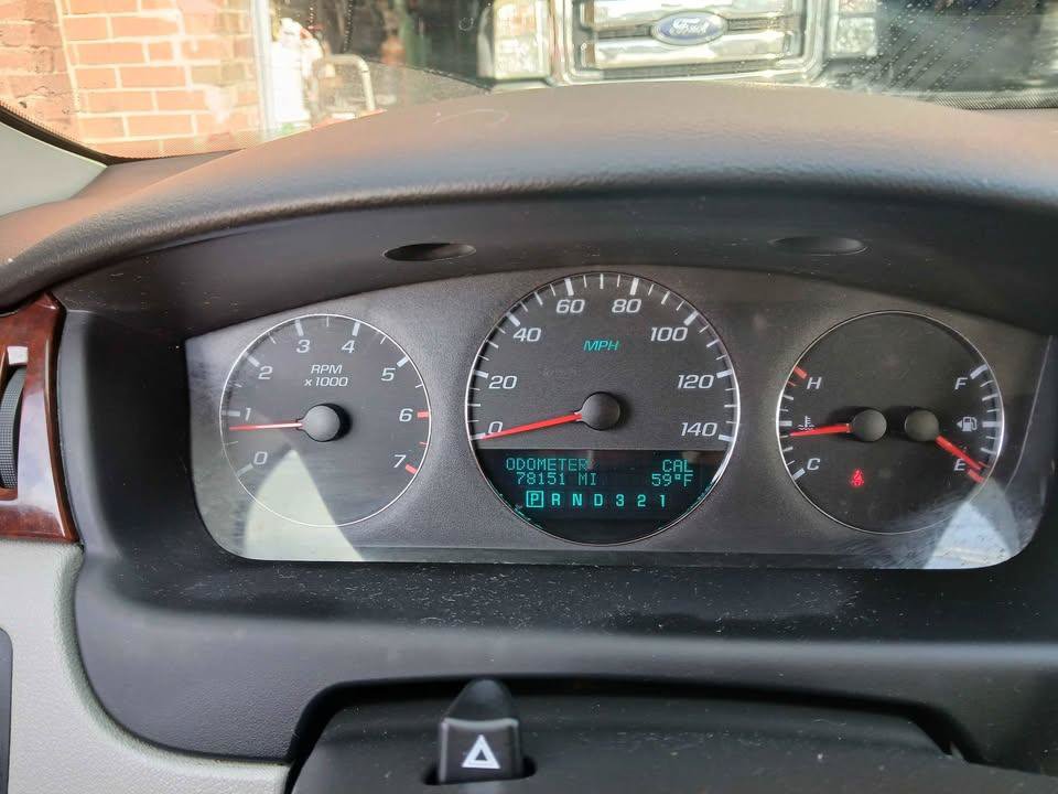 Used 2007 Chevrolet Impala LT FWD image 9
