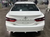 Used 2022 Toyota Camry SE image 4