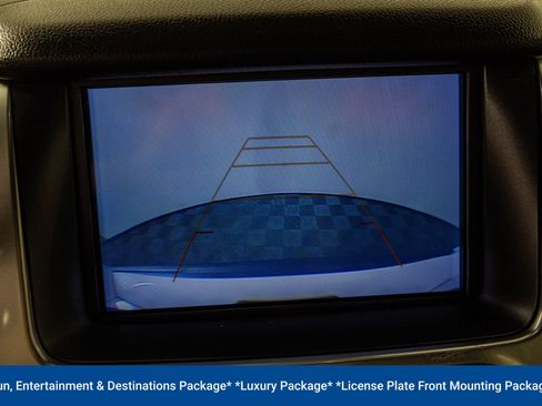 Used 2020 Chevrolet Suburban LT image 15