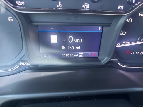 Used 2019 GMC Sierra 1500 SLT w/ SLT Convenience Package AWD/4WD image 25