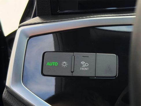 Used 2024 Audi Q3 2.0T Premium Plus image 29