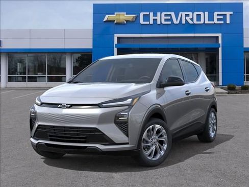New 2027 Chevrolet Bolt LT w/ Comfort Package FWD image 6