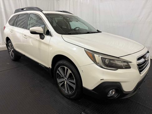 Used 2018 Subaru Outback 2.5i Limited image 10