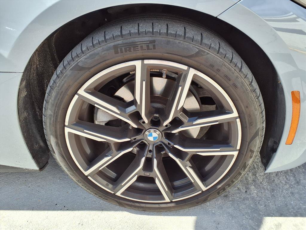 Used 2025 BMW 430i w/ M Sport Package RWD image 7