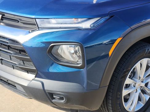 Used 2021 Chevrolet TrailBlazer LS image 13