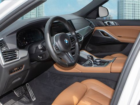 Used 2023 BMW X6 xDrive40i w/ M Sport Package image 6