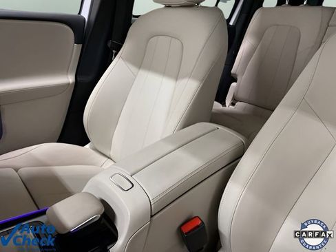 Used 2023 Mercedes-Benz EQB 300 4MATIC w/ Pinnacle Package image 61