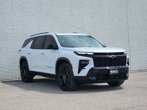 New 2026 Chevrolet Traverse RS FWD image 2
