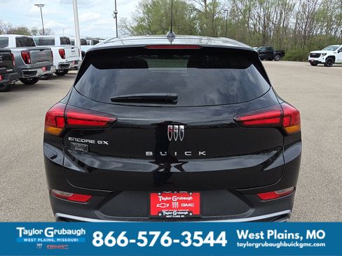 New 2026 Buick Encore GX Preferred w/ Comfort Package FWD image 8