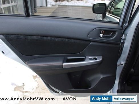 Used 2017 Subaru Crosstrek 2.0i Premium image 25