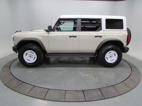 New 2026 Ford Bronco Heritage Edition AWD/4WD image 4