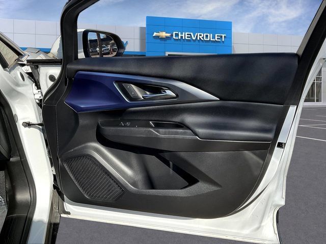 Certified 2024 Chevrolet Equinox EV LT FWD image 31