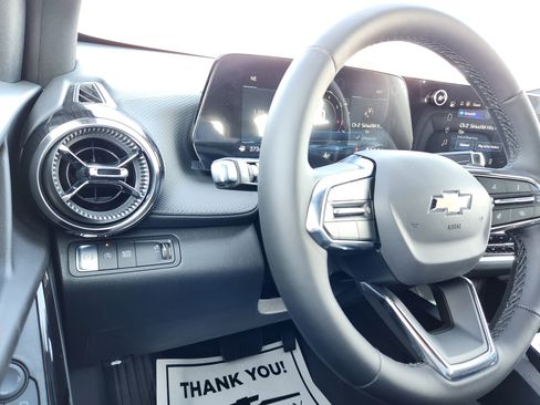 New 2026 Chevrolet Equinox LT w/ Convenience Package II image 16