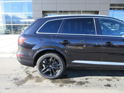 Used 2018 Audi Q7 3.0T Prestige w/ Prestige Package image 9