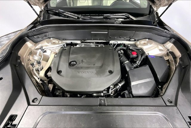 Used 2023 Volvo XC90 B6 Plus AWD/4WD image 10