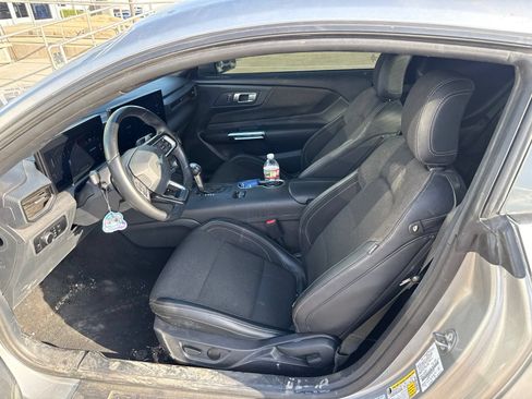 Used 2024 Ford Mustang GT RWD image 7