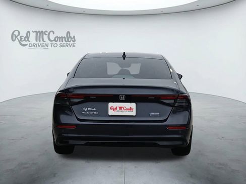 Used 2023 Honda Accord Touring image 4
