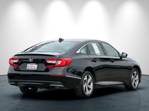 Used 2018 Honda Accord EX image 4