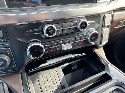 New 2025 Ford F250 King Ranch w/ Chrome Package image 21