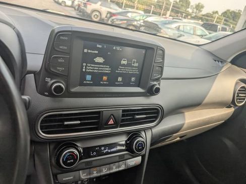 Used 2020 Hyundai Kona Limited AWD/4WD image 22
