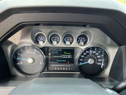Used 2016 Ford F350 Lariat w/ Lariat Interior Package AWD/4WD image 12