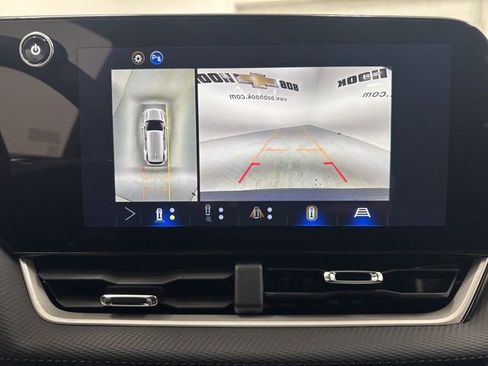 New 2026 Chevrolet Equinox LT w/ Safety and Technology Package image 17