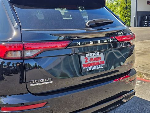 New 2026 Nissan Rogue Platinum AWD/4WD image 10