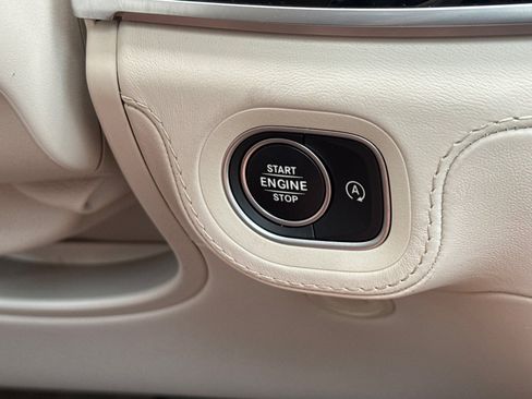 Used 2025 Mercedes-Benz Maybach GLS 600 4MATIC image 16