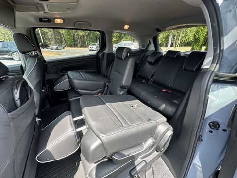 Used 2024 Honda Odyssey Elite image 8