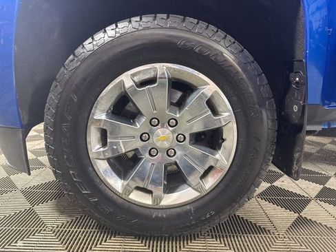Used 2021 Chevrolet Colorado LT w/ LT Convenience Package AWD/4WD image 10
