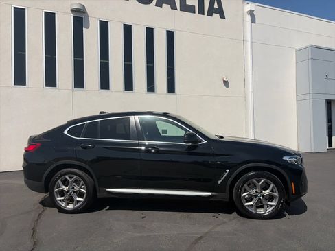 Used 2023 BMW X4 xDrive30i w/ Premium Package image 4