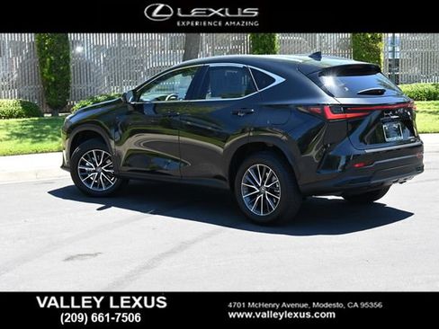 Certified 2025 Lexus NX 350h AWD w/ Accessory Package (Z2) image 4
