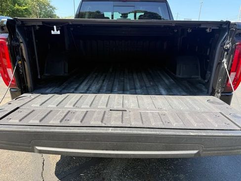 Used 2024 GMC Sierra 1500 Denali w/ Denali Reserve Package AWD/4WD image 8