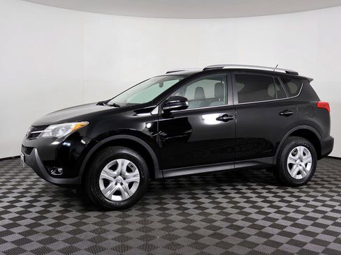 Used 2013 Toyota RAV4 LE image 51
