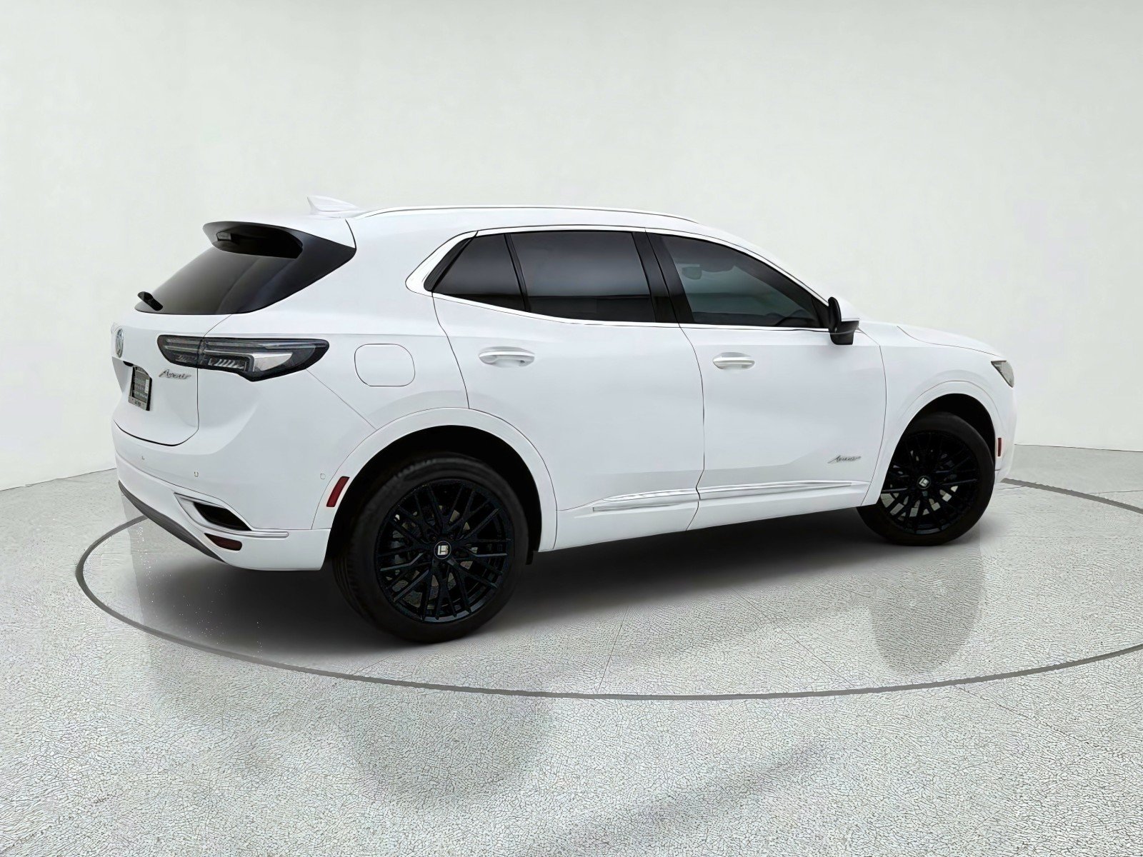 Used 2022 Buick Envision Avenir w/ Technology Package II FWD image 8