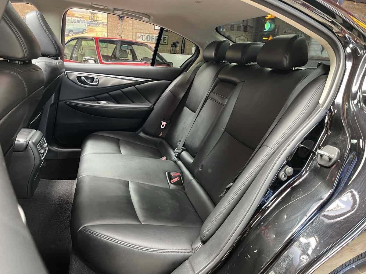 Used 2017 INFINITI Q50 2.0t w/ Moonroof Package AWD/4WD image 24