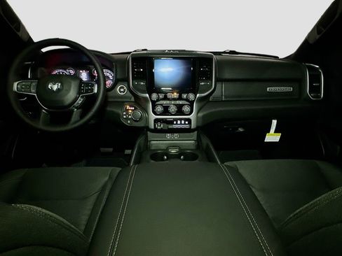New 2026 RAM 1500 4x4 Crew Cab image 6