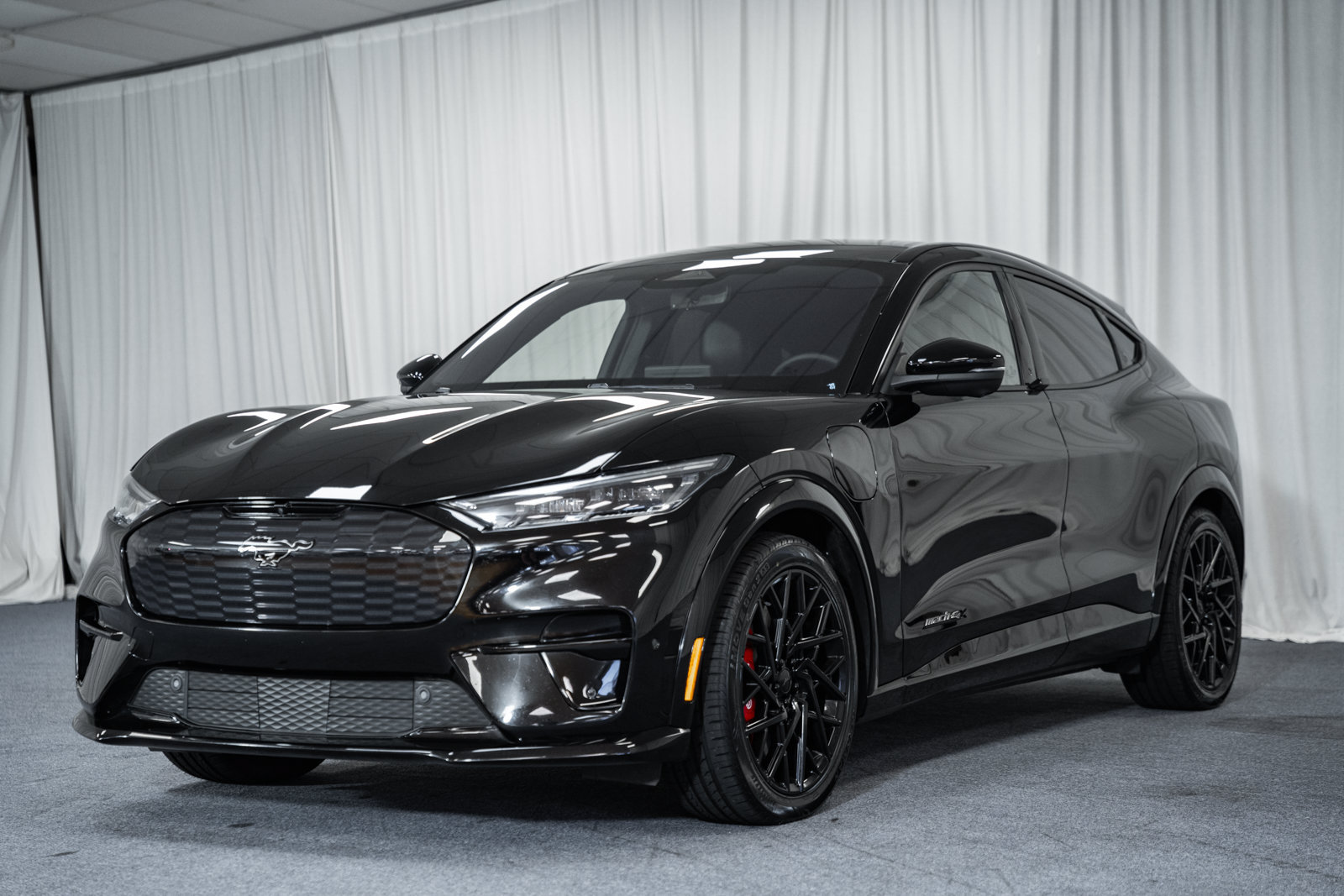 Certified 2023 Ford Mustang Mach-E GT w/ GT Performance Edition AWD/4WD image 3