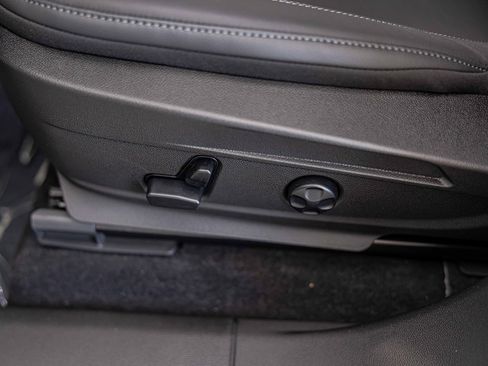 New 2025 Alfa Romeo Stelvio Sprint image 24