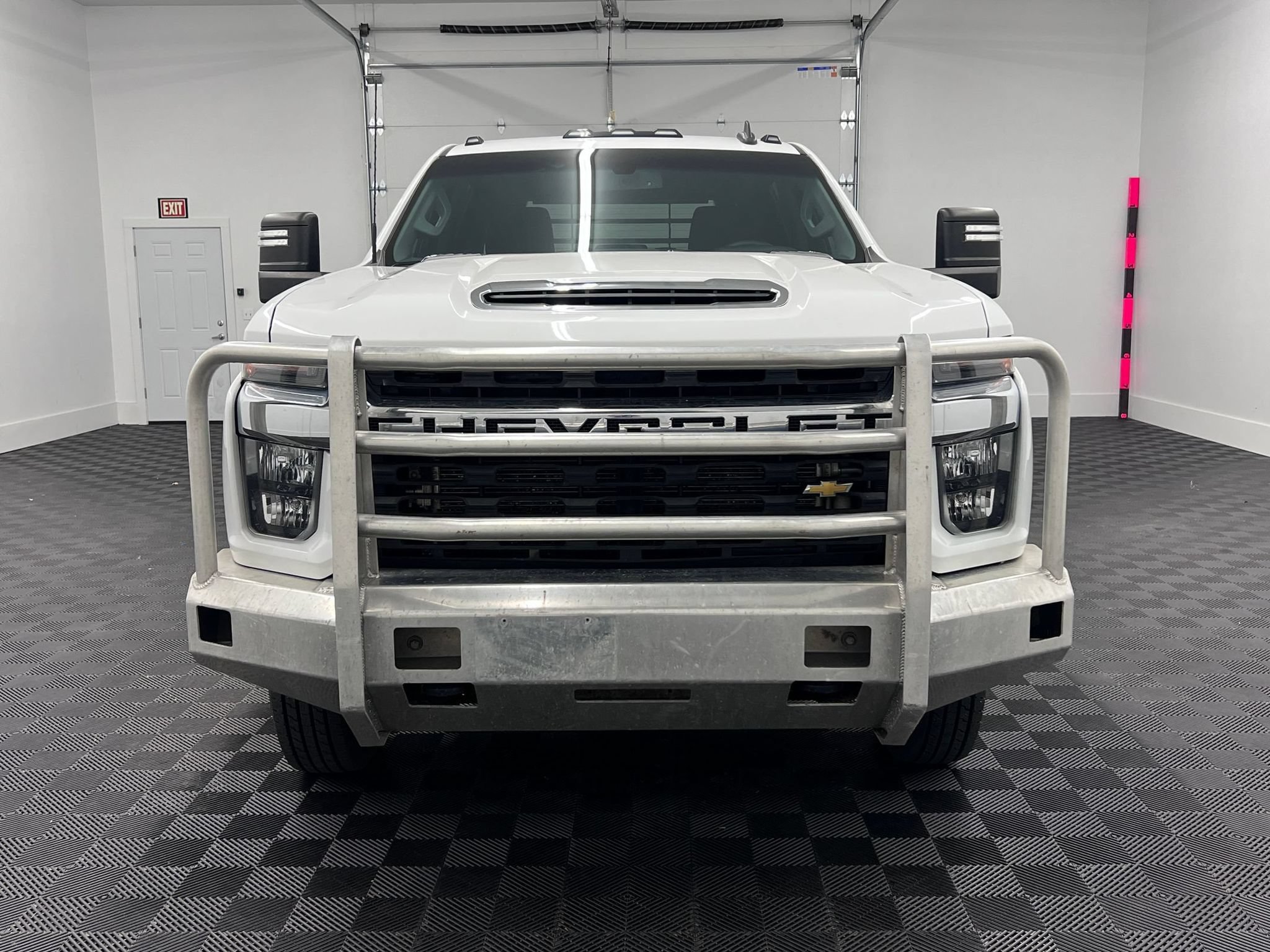 Used 2022 Chevrolet Silverado 3500 LT w/ Convenience Package AWD/4WD image 5