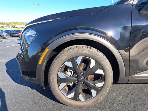 Used 2023 Kia Sportage X-Line w/ X-Line Premium Package image 16