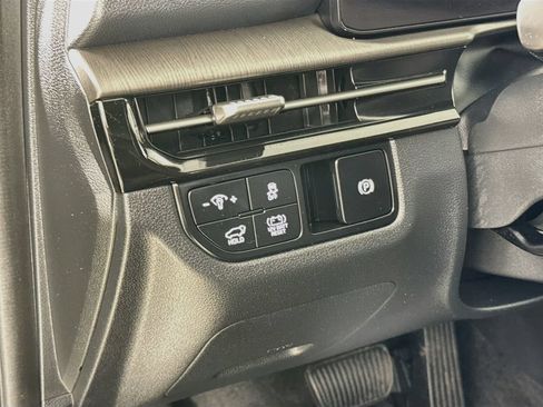 Used 2026 Kia Sportage X-Line AWD/4WD image 12