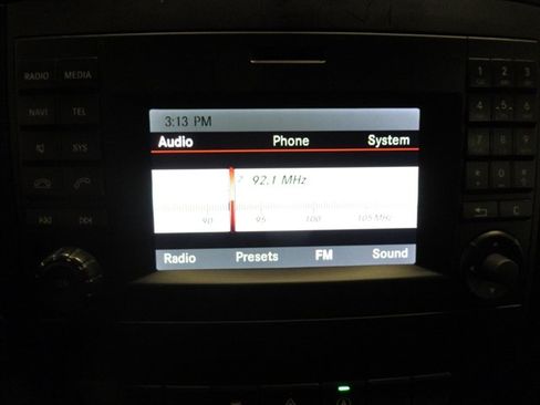 Used 2020 Mercedes-Benz Metris w/ Safety Package image 22