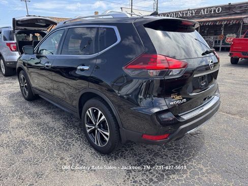 Used 2019 Nissan Rogue SV w/ Premium Package FWD image 6